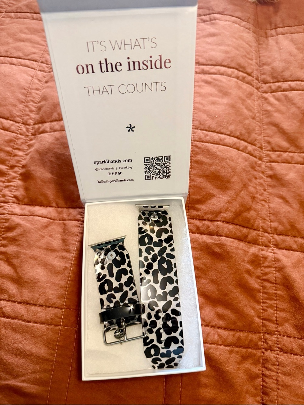 Spark’l Black Leopard Band Size 4 fits my 46mm Apple Watch